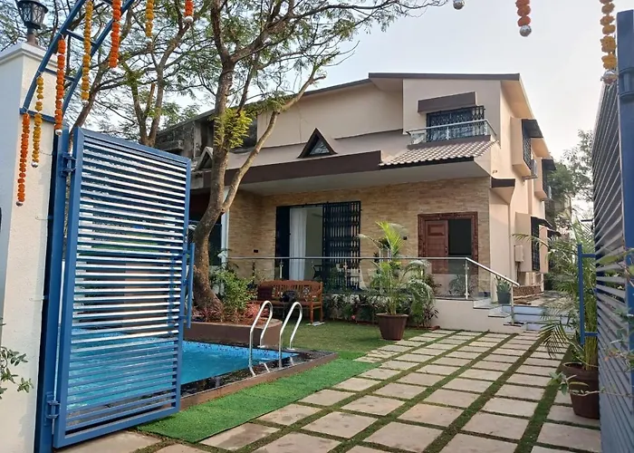 Lavish Villa - 3 Bhk Pool With Lawn Lonavala